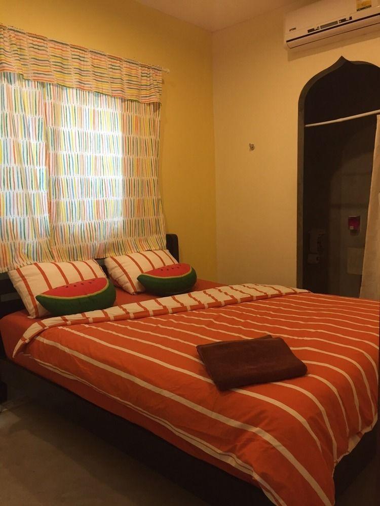 Tid Tarad Hostel Hua Hin Ngoại thất bức ảnh