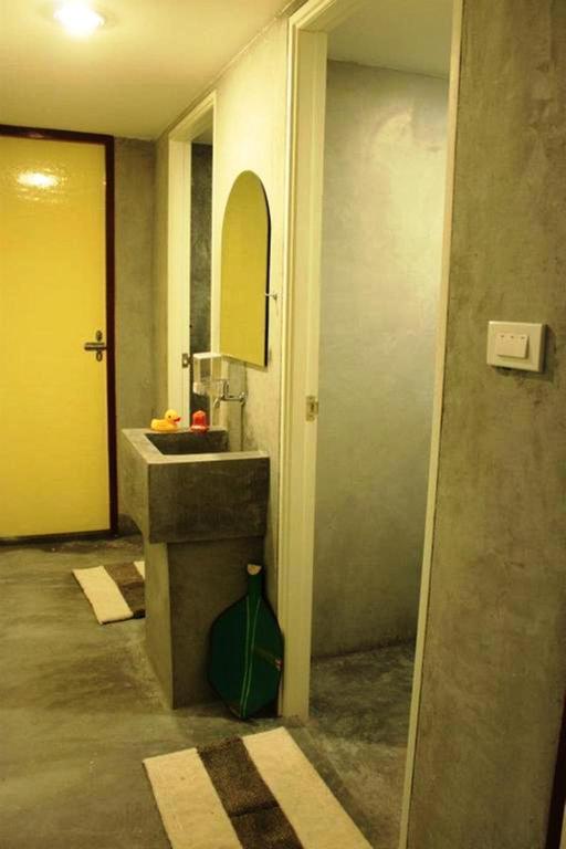 Tid Tarad Hostel Hua Hin Phòng bức ảnh
